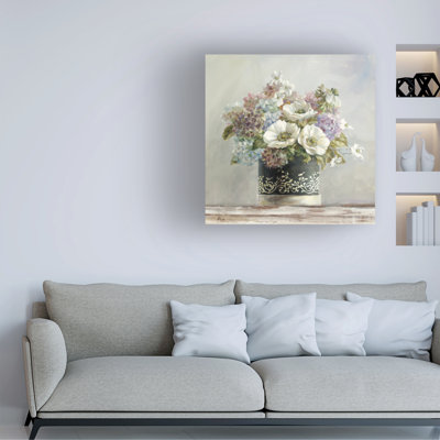 Bolog Danhui Nai Anemones In Black And White Hatbox Canvas Art