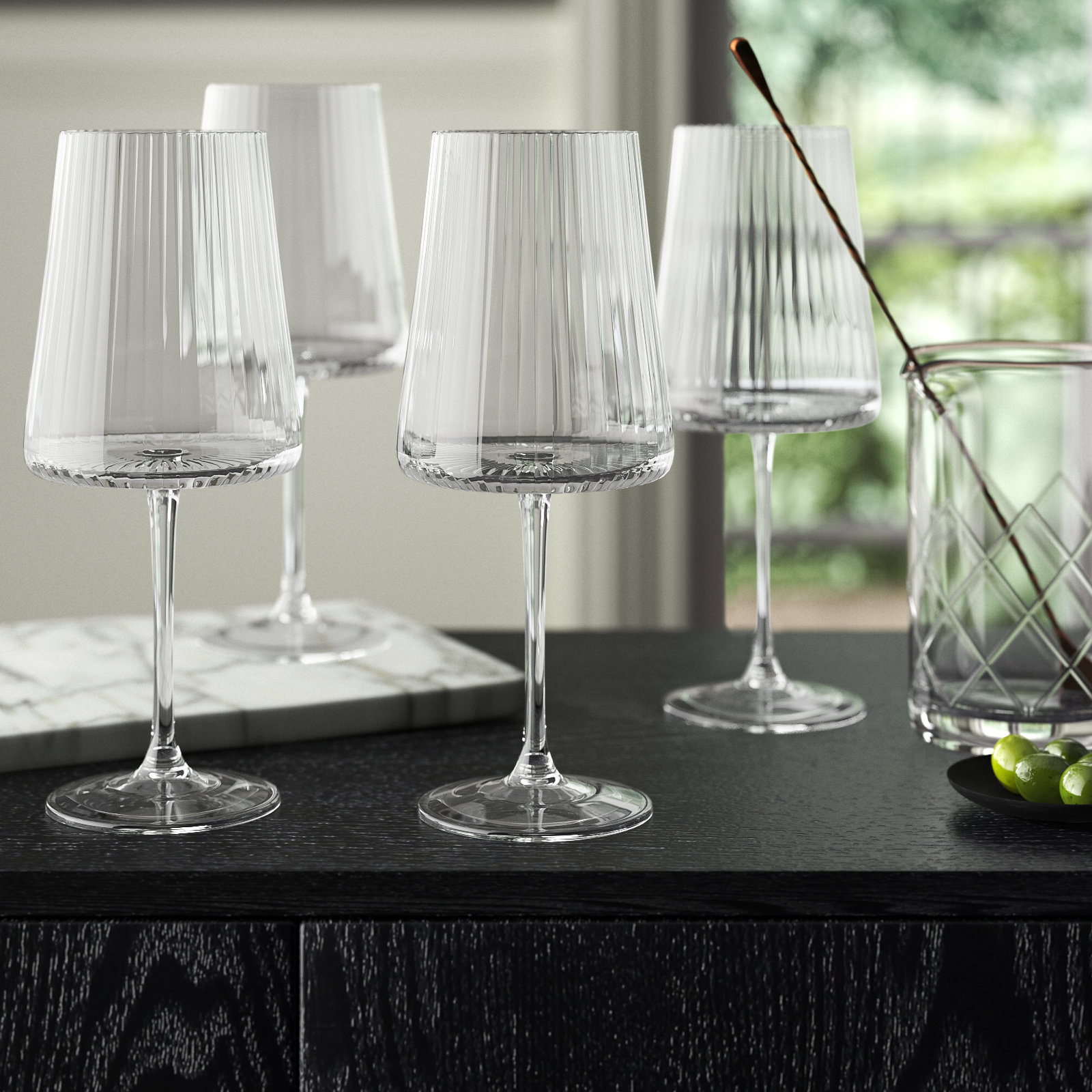 Claro Ribbed Wine Glass