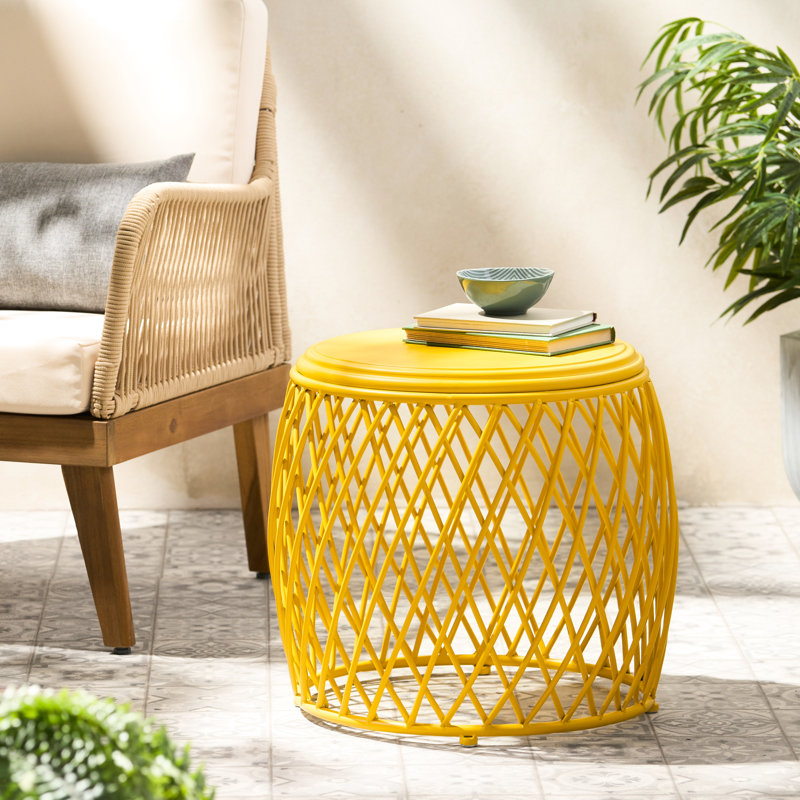 Table d'appoint Enchanting, Jaune, H 18,26 po x l 19,29 po x P 19,29 po