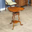 Table de bout à piédestal en bois massif Lisette