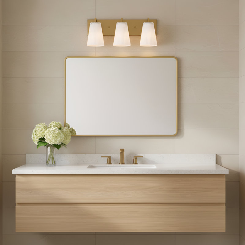 Grand meuble-lavabo Upson de Génération Éclairage , H 7,75 po x l 18 po x P 6,25 po, Laiton satiné, Trois lumières