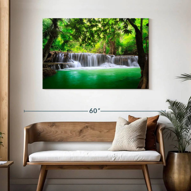 Cascade Alvord Huay Mae Khamin, H 30 po x l 45 po