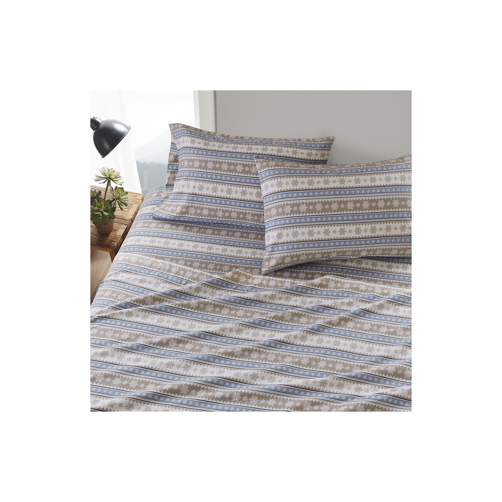 Woolrich 100% Cotton Flannel Sheet Set, King Sheet Set with 2 Pillowcases, Blue Sheep