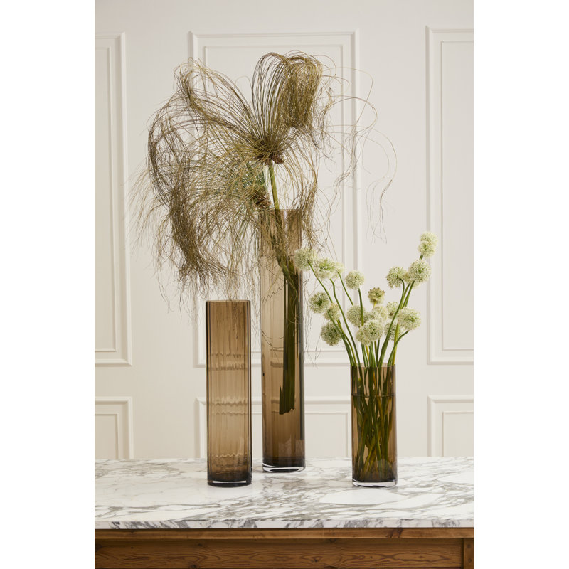 Vase Rune , H 23,75 po x l 6 po x P 6 po