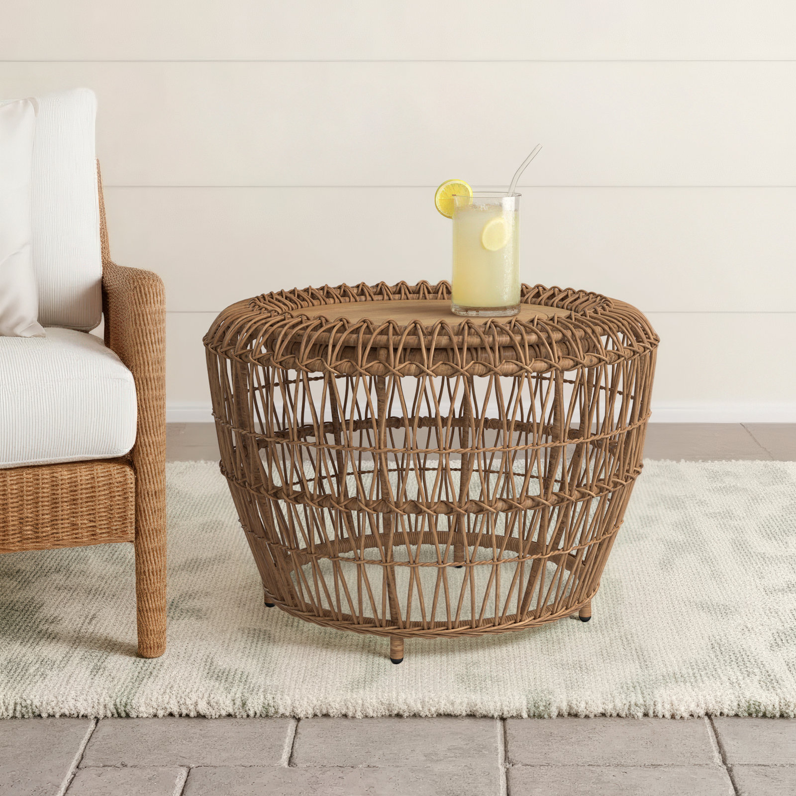 Alyshia 25'' Outdoor Side Table