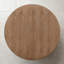 Table de salle à manger ovale extensible avec une surface spacieuse et une conception polyvalente, parfaite pour les réunions de famille et les invités.-434094702