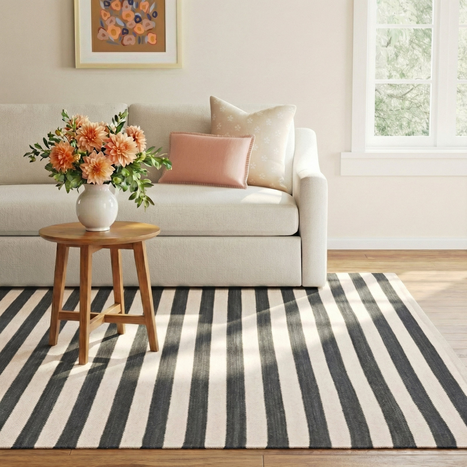 Renelso Black Ivory Hand-Woven Wool Rug, Rectangle 8' x 10'