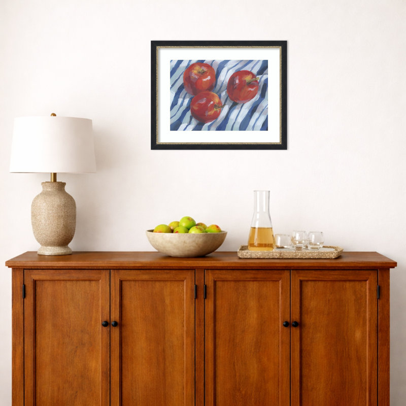 «Three Red Apples» par Carrie Arnold, impression sur bois encadrée, Blanc éclatant lisse