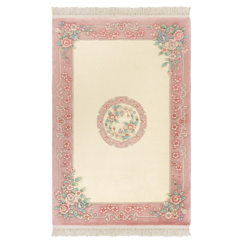 Tapis oriental oriental à bordure rose avec couronne rose et ivoire, Rectangulaire 4 pi x 5 pi