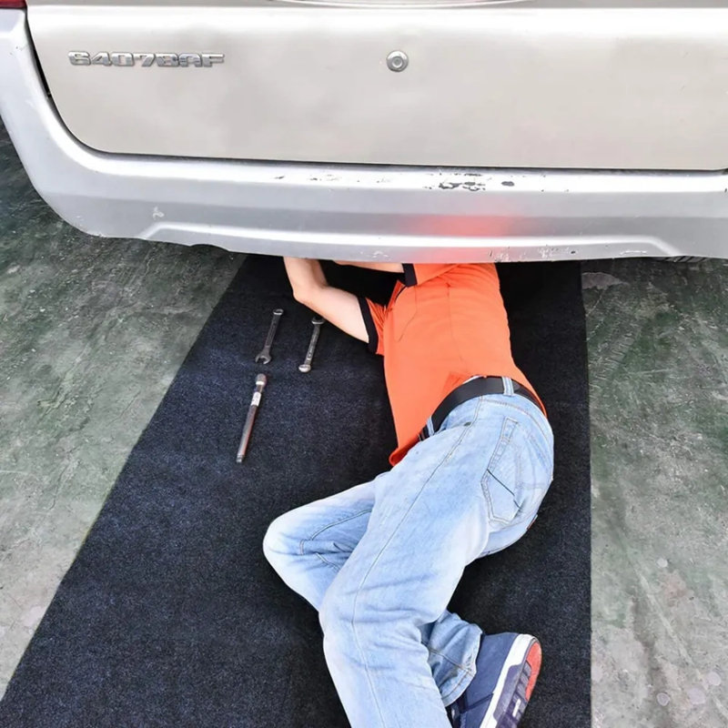 Tapis de garage anti-éclaboussures pour voiture, L 35 po x L 70 po