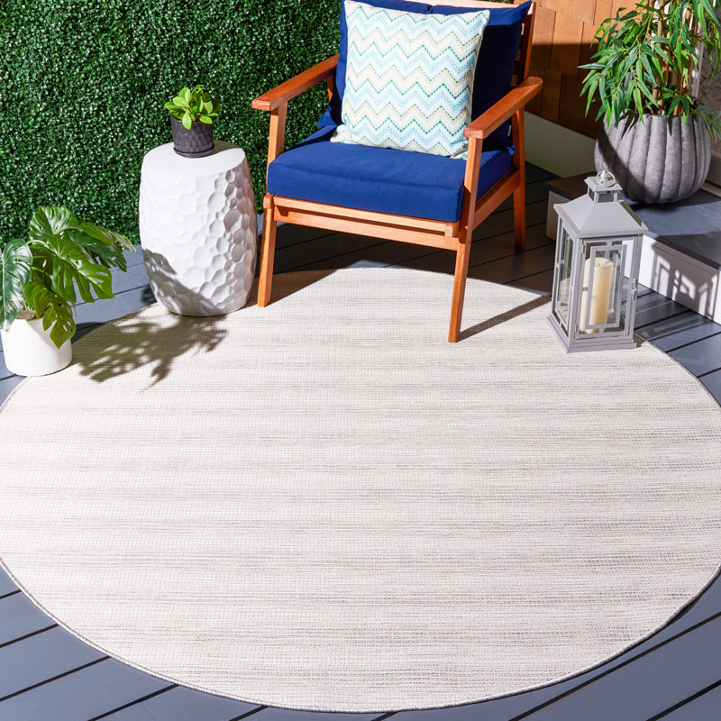 Jennalyse Performance Indoor/Outdoor Area Rug, Round 6'5"