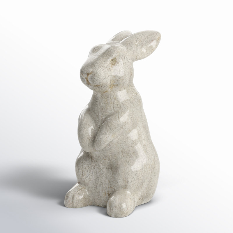 Statue de lapin debout glacé