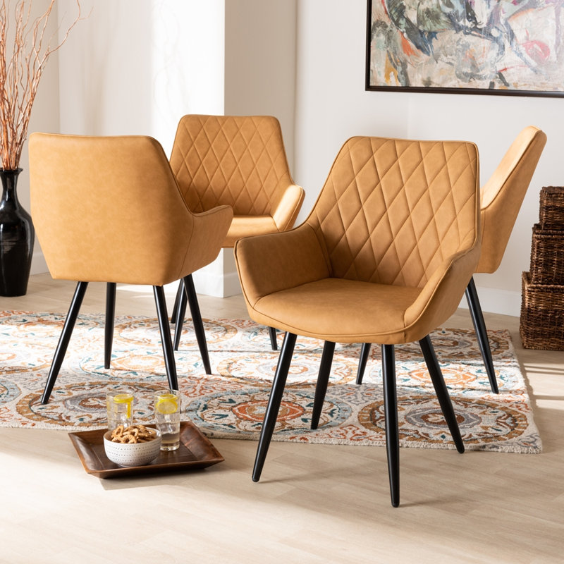 Chaise avec accoudoirs rembourrée Holst, Brun clair