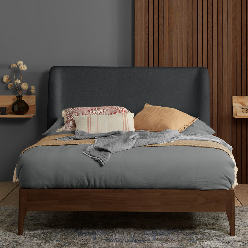 Davonn Upholstered Platform Bed, Kingsize (5'), Grey