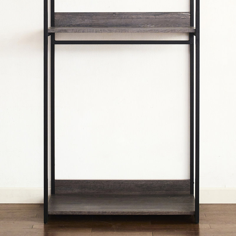 Walk-in en bois, aspect industriel, couleur grise, rangement extra profond, gris rustique massif thermolaqué, métal thermolaqué, compartiments de rangement, résistance