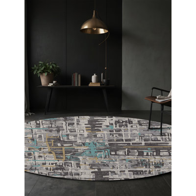 Tapis gris soyeux et moelleux