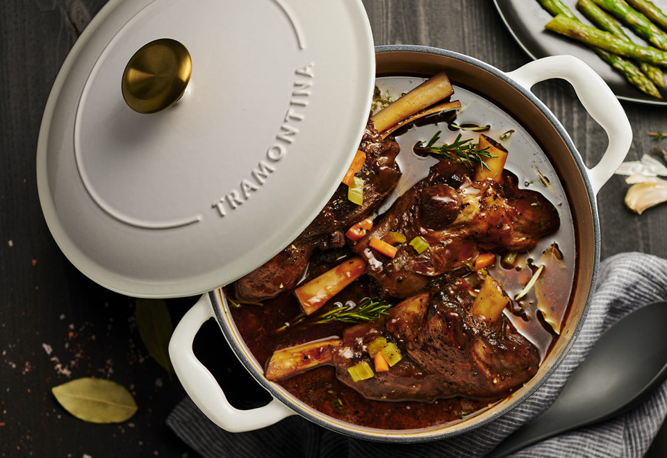 Enameled Cast Iron Dutch Ovens