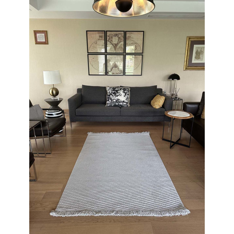 Tapis avec envers antidérapant Tivan, Rectangle 2 pi 7 po x 7 pi 3 po