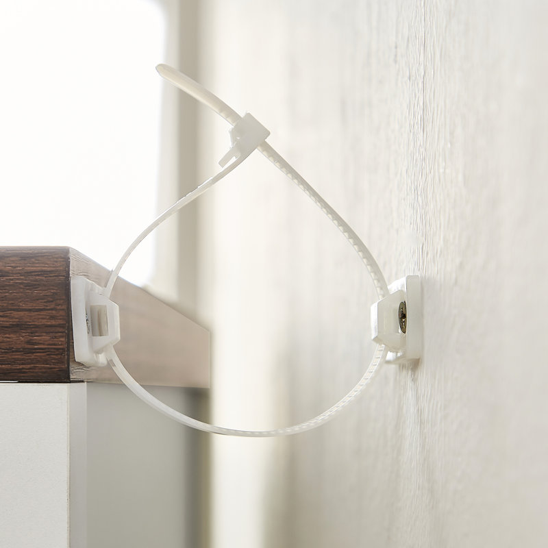 68 po. Meuble de rangement multifonctionnel pour salle de bain 68 po. L 23,7 po x l 15,0 po. H 68 po. Configuration blanc et noyer. Conçu pour les écrans de 60 à 69 pouces. Créé par panneau de particules +