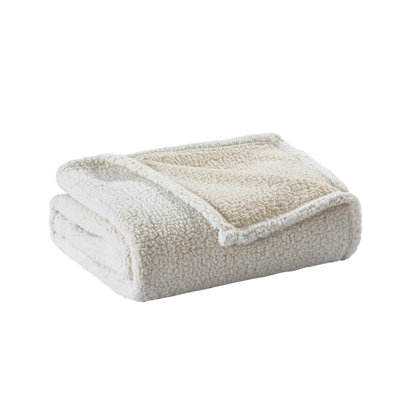 Jeté Lukachukai Sherpa