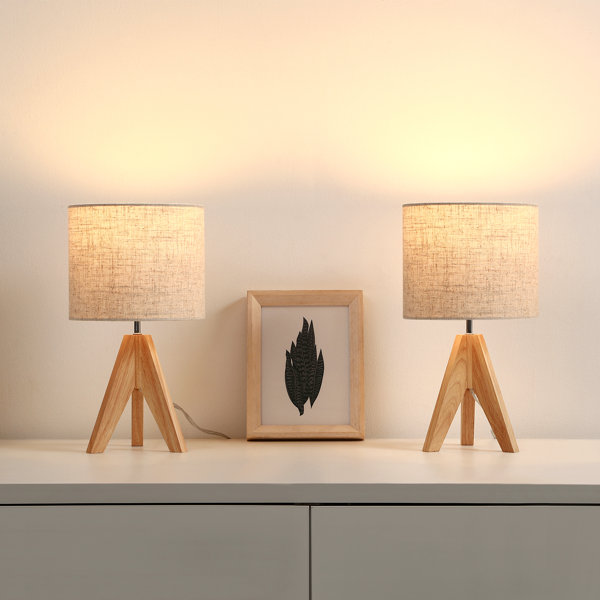 Lámpara de mesa de trípode de madera maciza Fidel 2