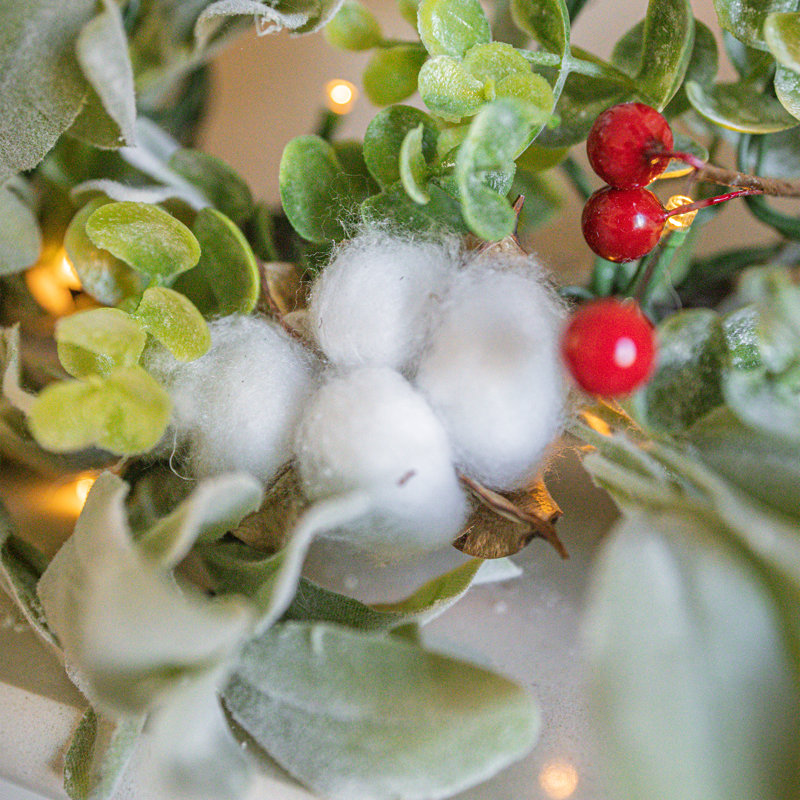 EUCALYPTUS BERRY - 6ft Garland with 100 8 Function Lights