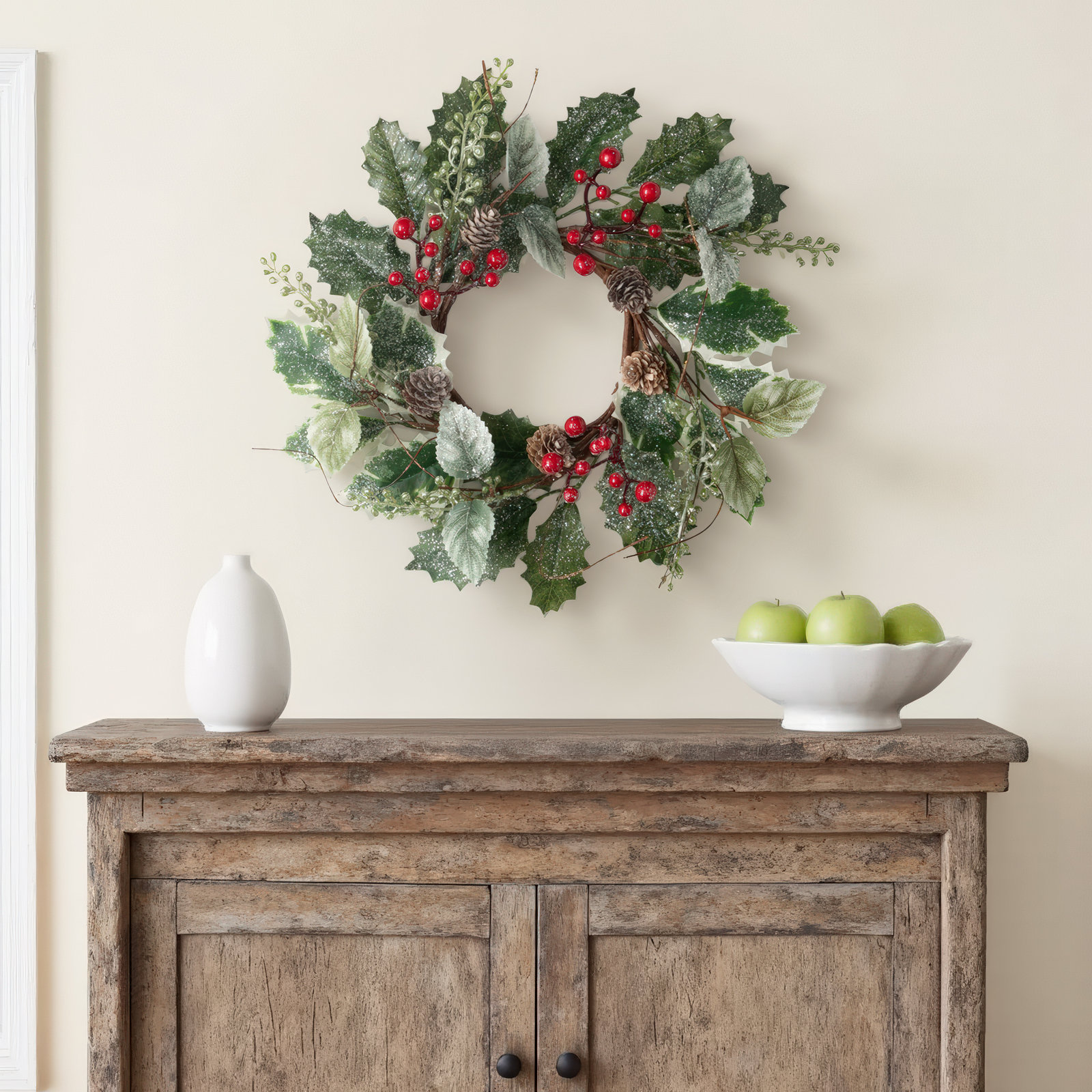 13'' Faux Holly Polyester Wreath