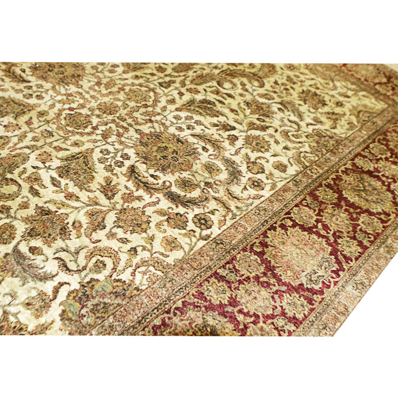 High-Quality Hand-Knotted Cream And Red Area Rug