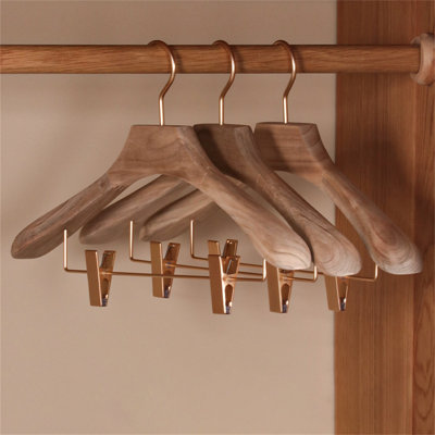 Gentlemen's Choice Wide-Shoulder Wooden Hangers