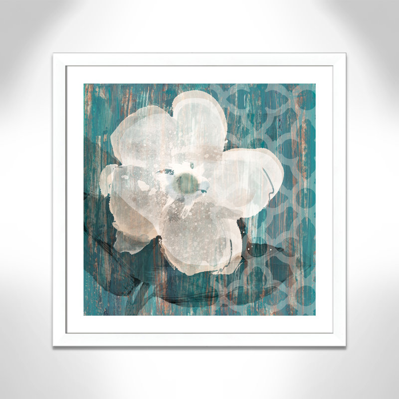 Crème de fleur - peinture encadrée, Cadre blanc, H 33,5 po x l 33,5 po x P 1,25 po
