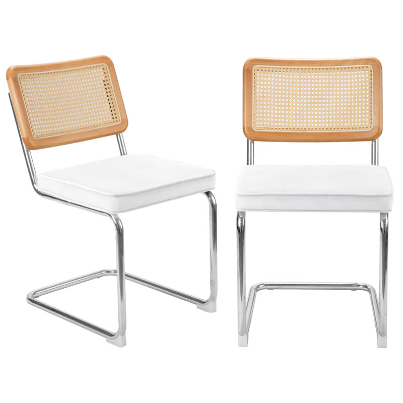 Chaise d'appoint à dossier Windsor en acier touffeté Ajka, Naturel / Argenté, Blanc