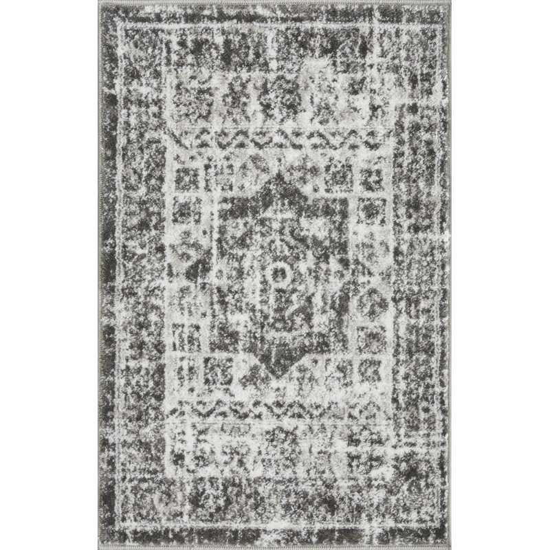Ragheb Oriental Indoor Rug, Rectangle 2' x 3'