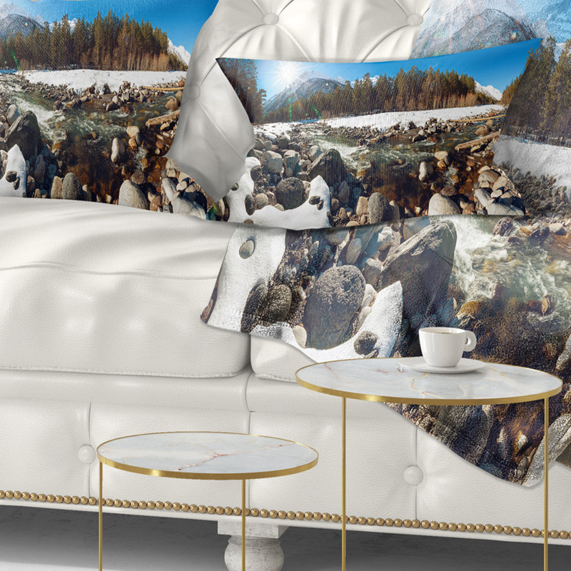 Coussin décoratif paysage paysage de rivière Baskan