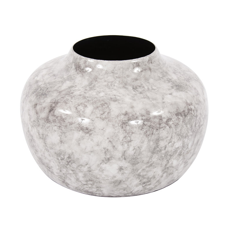 Erkin Aluminum Table Vase