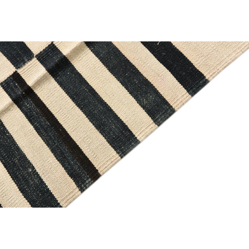 Tapis noir et blanc 4 x 6 Pinkerton