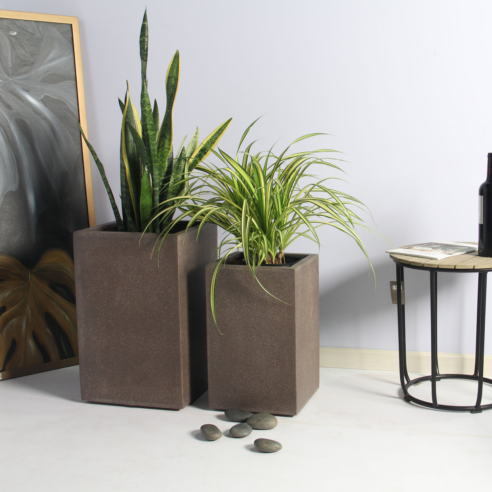 Mariano 15" Pot Planter, Brown