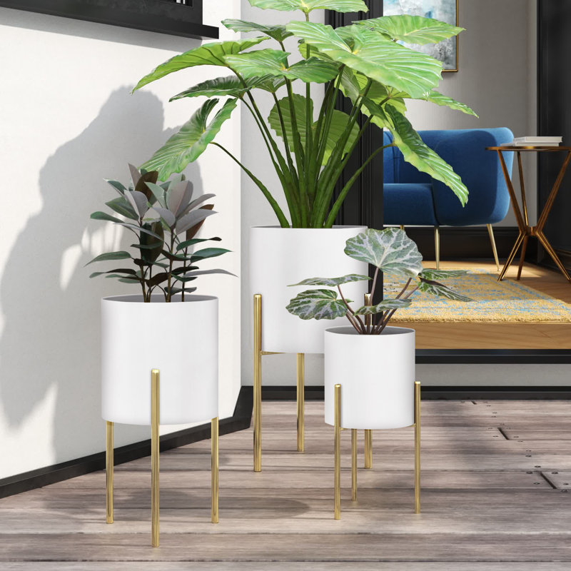 Persinger Pot Planter, White