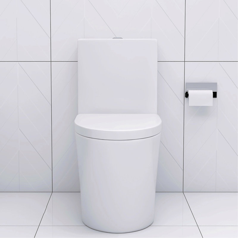 Toilette de salle de bain moderne avec chasse d'eau efficace et siège confortable avec jupe allongée silencieuse blanche