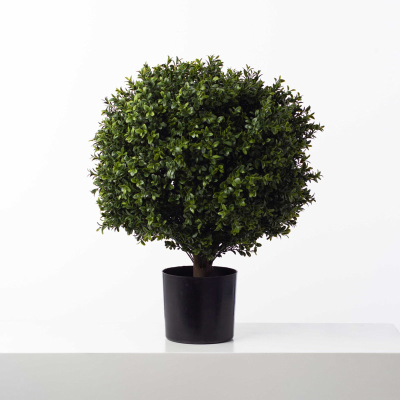 Topiaire de buis artificiel en pot