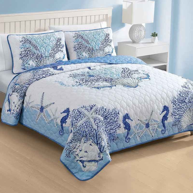 Tropical Beach Delight 3-Piece Quilt Set, Full/Double Quilt + 2 Standard Shams
