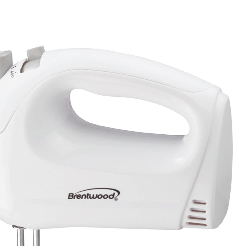 Brentwood 5 Speed Hand Mixer, White