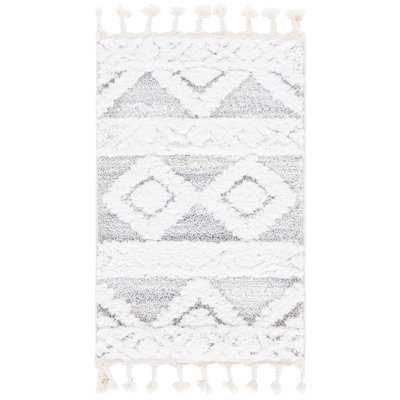 Hugley Moroccan Tassel Shag 640 Area Rug In Ivory / Beige