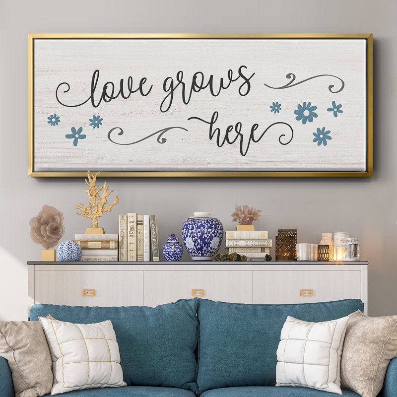 «Love Grows Here», toile encadrée, H 20 po x l 50 po