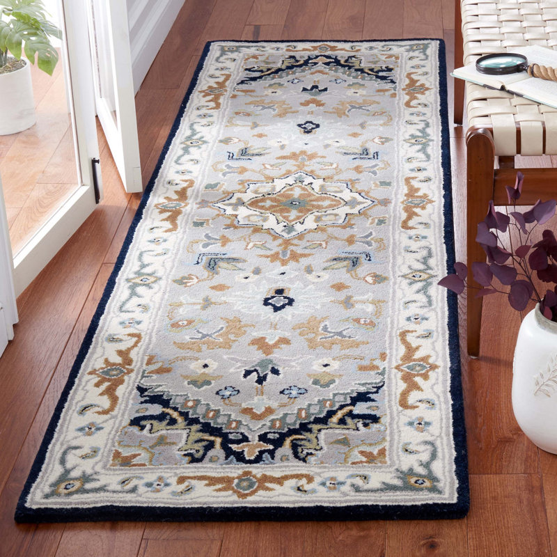 Delara Hand Tufted Wool Oriental Rug, Runner 2'3" x 8'
