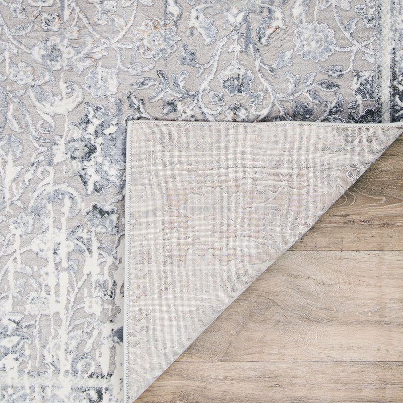 Perino Damask Indoor Rug, Runner 2'7" x 7'10"