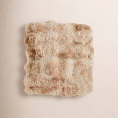 Soft Bubble Faux Fur Throw