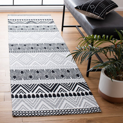 Gaetan Hand Woven Performance Geometric Rug