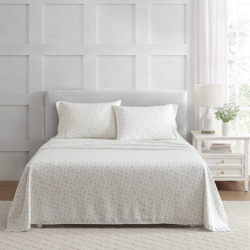 Ensemble de draps Martha Stewart Ditsy, Ensemble de draps pour grand lit avec 3 pièces su, Rose