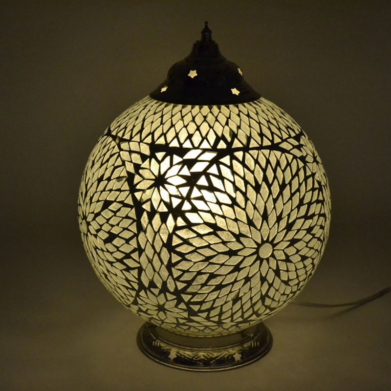 Chavarria Metal Table Lamp, Transparent