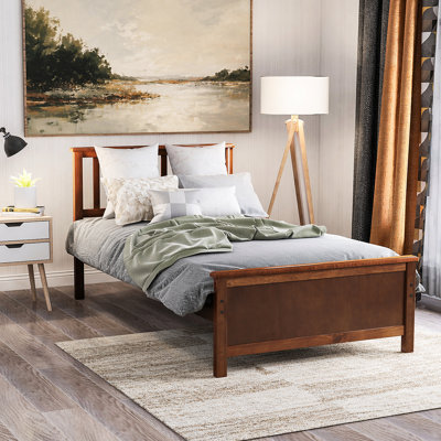 Lit plateforme simple en bois avec tête de lit, pied de lit et lattes de bois, noyer